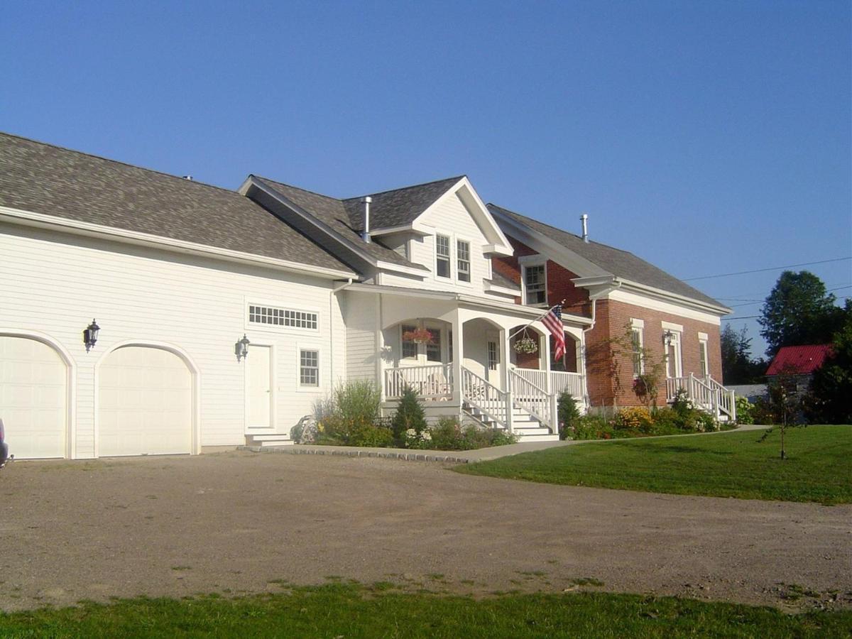 Dodds Brick House Bed & Breakfast North Hero Exterior photo