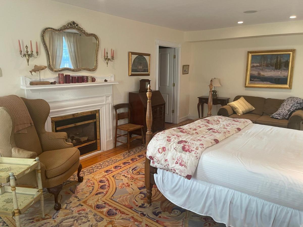 Dodds Brick House Bed & Breakfast North Hero Exterior photo